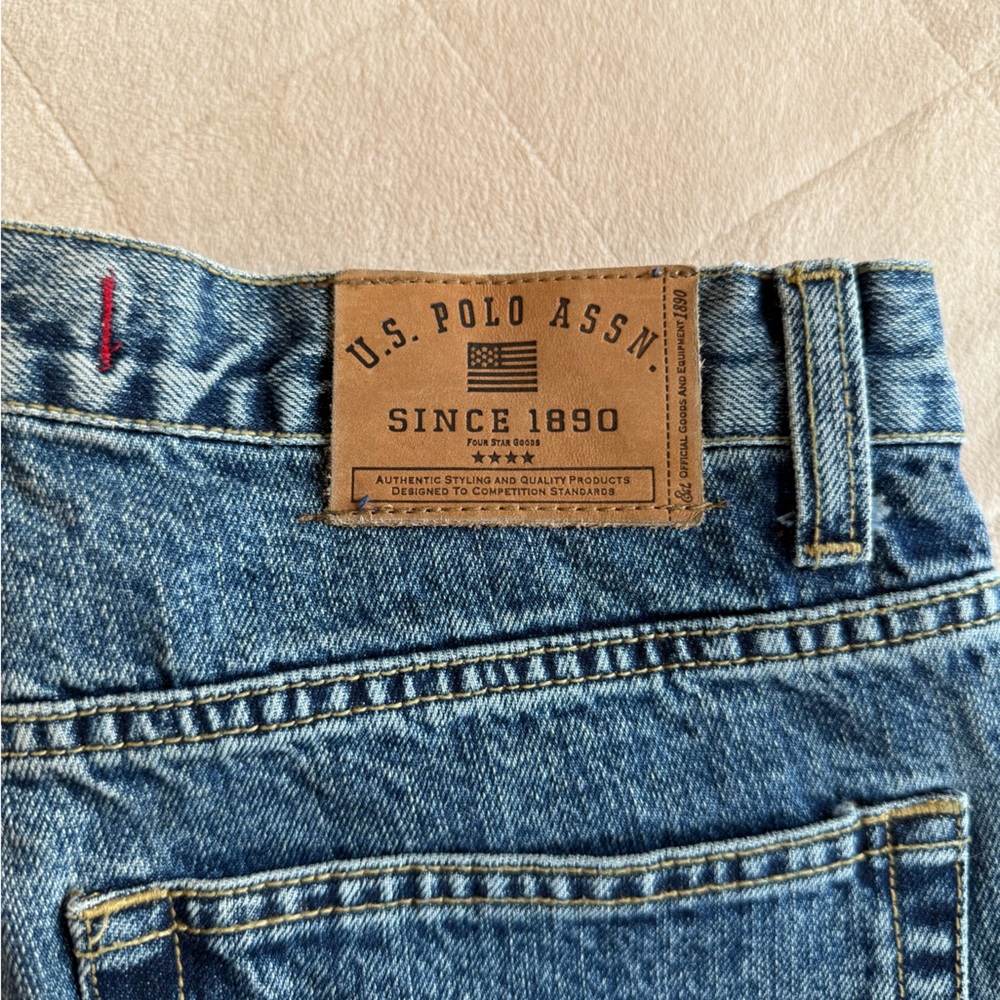 U.S. Polo Assn.1890 Men's Classic Denim Straight Jeans - Picture 4 of 6